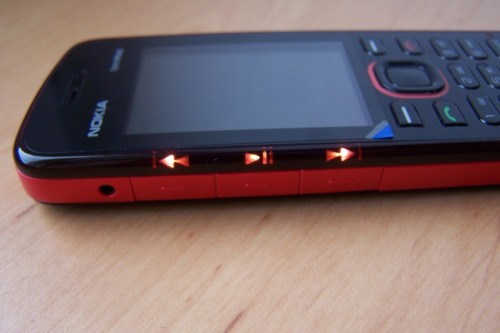 Nokia 5220 Xpress Music - lewy bok
