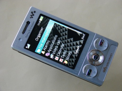 Sony Ericsson W705 - organizer