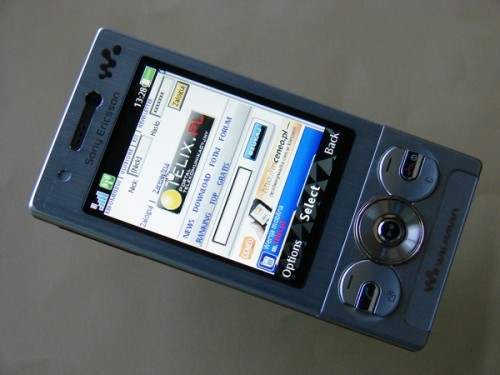 Sony Ericsson W705 - internet Telix.pl
