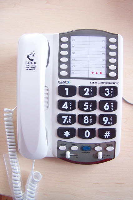 Clarity EXL30 - Widok z góry. Duże i czytelne klawisze wybierania numeru.