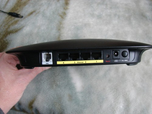 Linksys WAG120N - tył