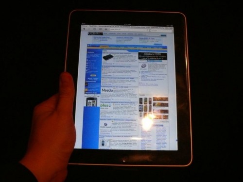 Wbudowany czujnik położenia zmienia orientacje ekranu w zależności od tego jak trzymamy iPada
