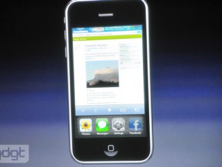 Premiera iPhone OS 4.0
