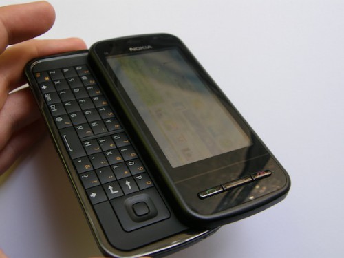 Test Nokia C6-00