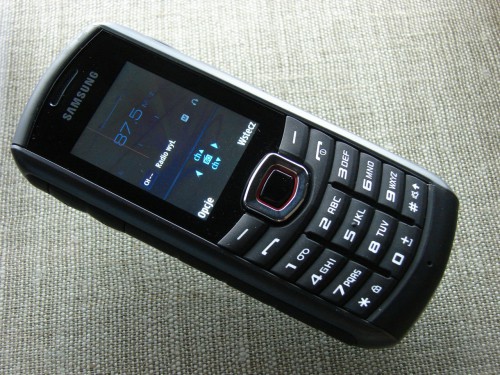 Test Samsung Solid B2710