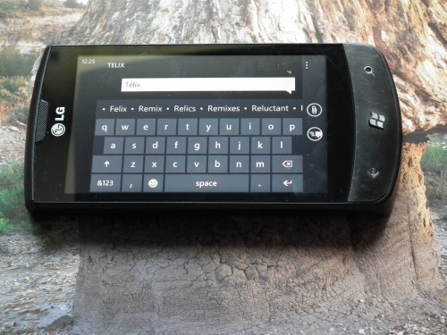 Test LG E900 - klawiatura QWERTY