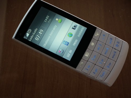 Nokia X3-02: Ekran dotykowy i klawiatura