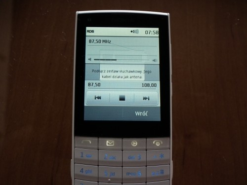 Nokia X3-02: radio FM z RDS