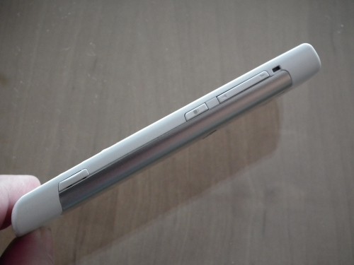Nokia X3-02: prawy bok