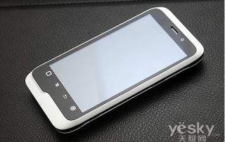 K-Touch W700 pierwszy smartfon z nowym systemem w chmurze z obsługą aplikacji Android- Aliyun OS