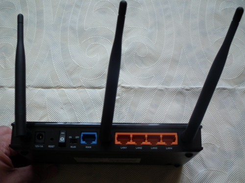 TRENDnet TEW-691GR: porty