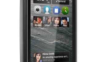 Nokia 500- pierwszy smartfon fińskiego producenta z 1GHz procesorem- wideo