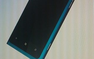 Nokia 703 z Windows Phone Mango uchwycona na zdjęciach?