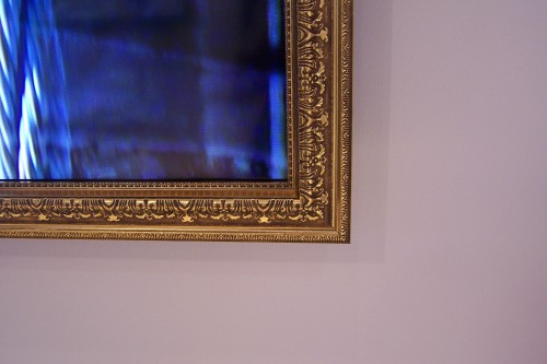 Firma Vestel prezentowała telewizory z ramami wyglądającymi jak te ze starych obrazów.