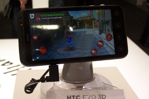HTC zaprezentował swój telefon 3D - HTC Evo 3D...