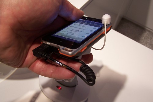 Xperia Active to telefon do zadań specjalnych wyposażony w system Android.