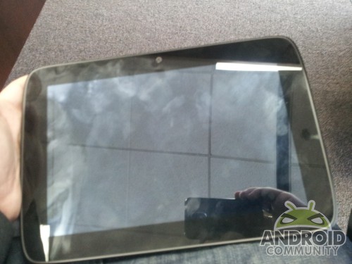 Tablet Intela z Medfieldem i Androidem
