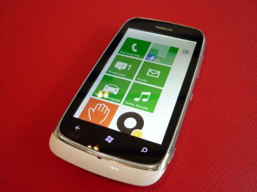 Nokia Lumia 610