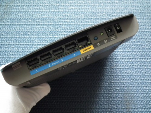 Test usługi Cisco Connect Cloud dostępnej w routerach Linksys EA2700