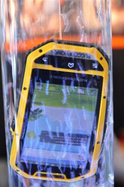 Pancerny i wodoodporny smartfon RuggedPhone T9