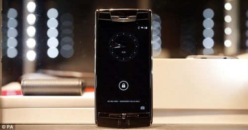 Vertu Signature Touch