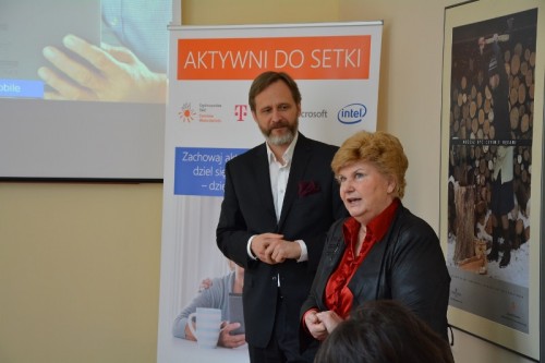 Dariusz Pietrowski, Prezes Stowarzyszenia Centrum Wolontariatu i Krystyna Lewkowicz, Prezes Fundacji Ogólnopolskie Porozumienie Uniwersytetów Trzeciego Wieku