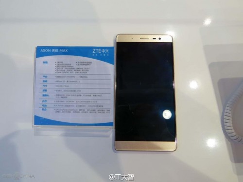 ZTE Axon Max