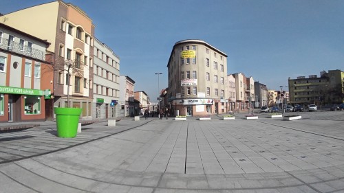 Obiektyw o kącie widzenia 120°