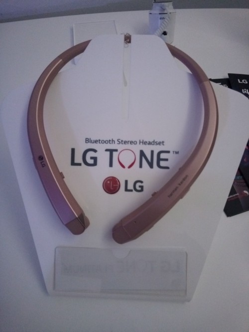 LG Tone
