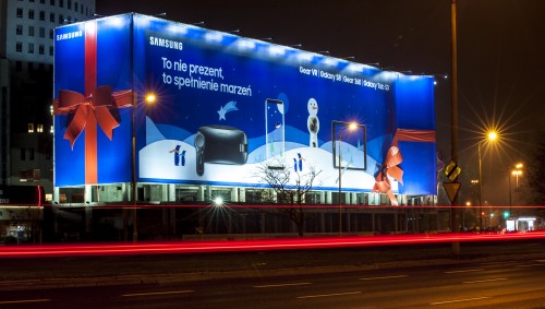 Samsung dostarcza emocji