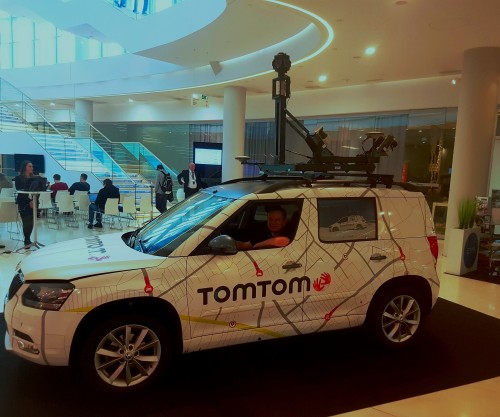 TomTom MoMa Car