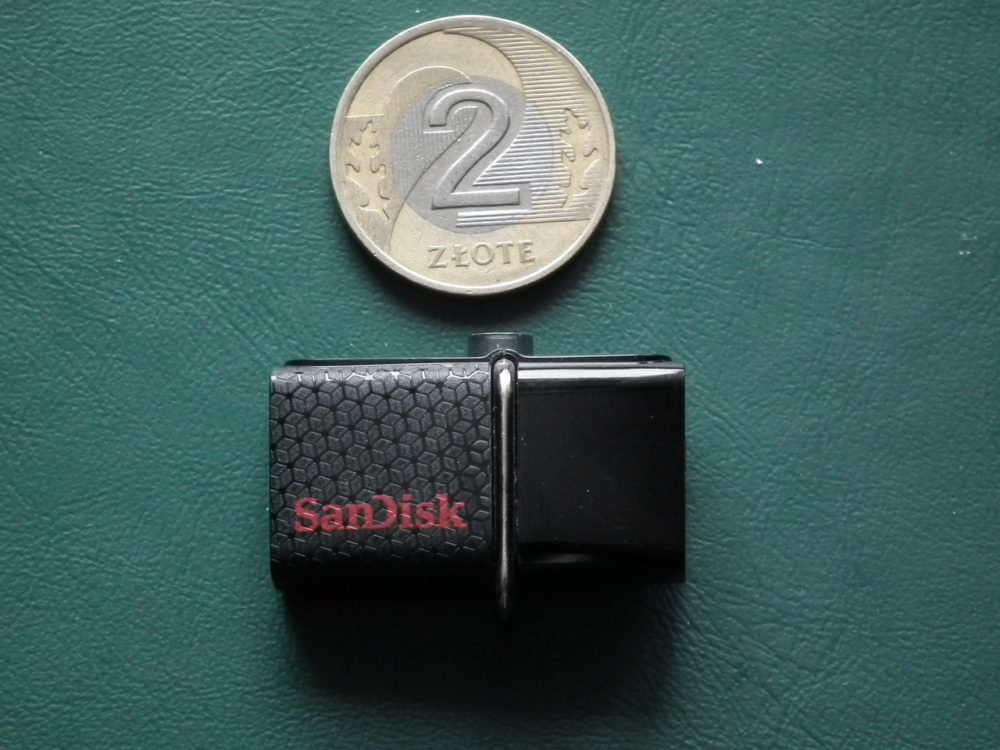 SanDisk Ultra Dual USB Drive 3 0