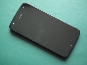 Motorola moto x4