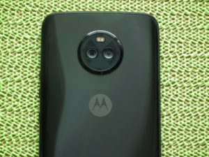 Motorola moto x4