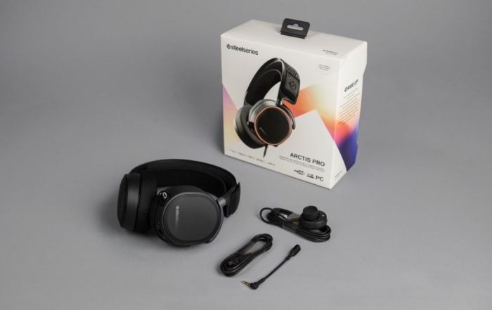 whats in the box arctis pro