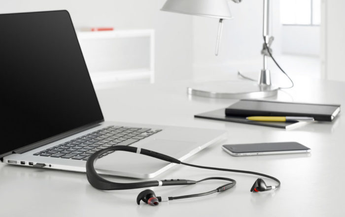 Evolve 75e Contextual 1 black screen