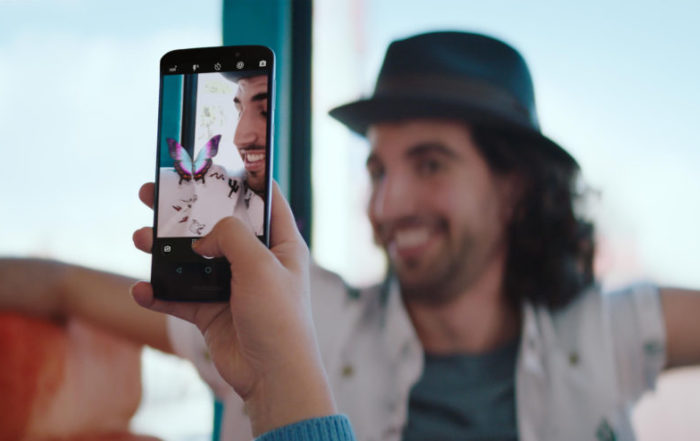 moto e5plus pdp fullbleedhalf camera d