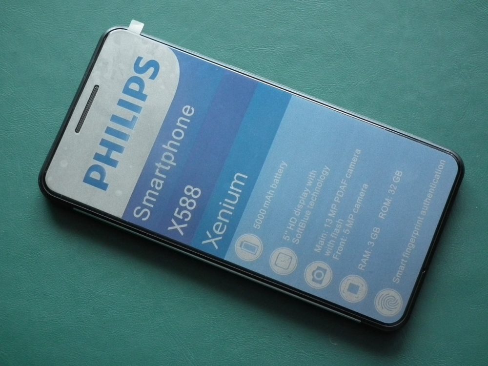 pea The owner Mystery Test Philips Xenium X588 - smartfon z mocną baterią