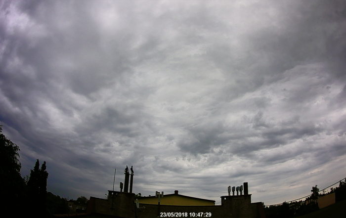 IMG180523 104729F