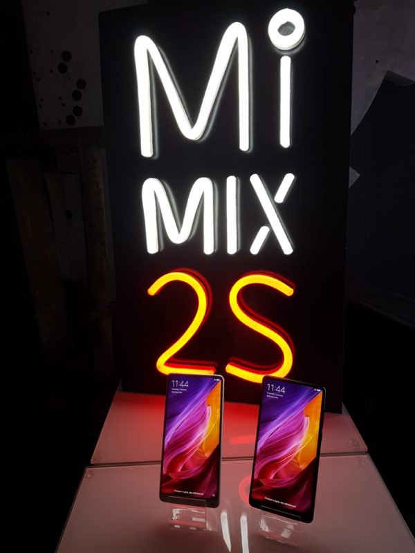Xiaomi Mi MIX 2S