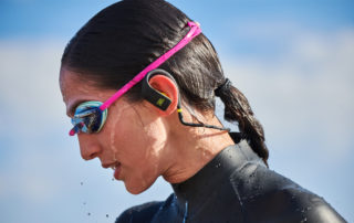 JBL Endurance Dive lifestyle powerhook f03