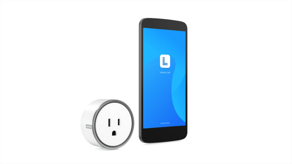07a Smart Plug Hero With Phone