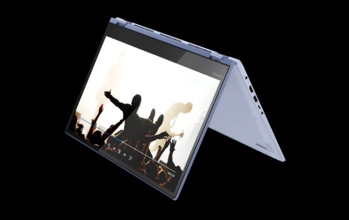 08 YOGA 530 Hero Front facing left Tent Liquid Blue