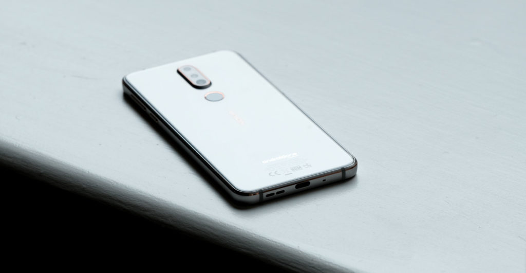 Nokia 7.1 USB Type-C 2.0 i głośnik, jack 3,5 mm 