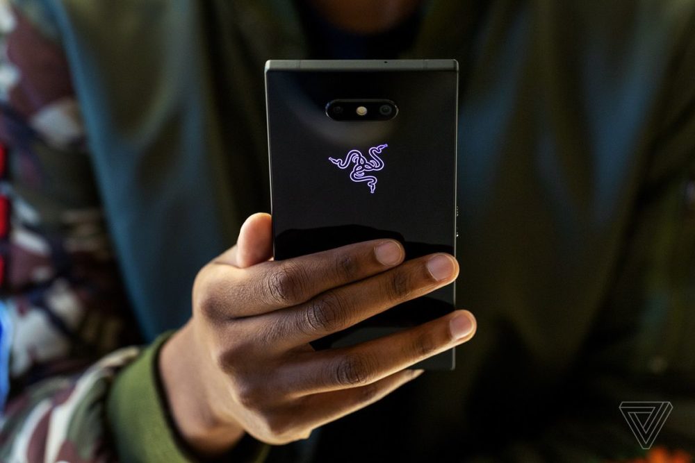 Play rozpoczyna przedsprzedaż Razer Phone 2