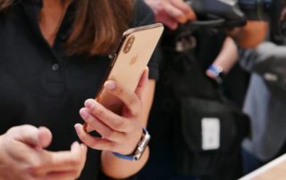 iPhone XS i XS Max problem z głośnikami