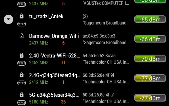 Screenshot 20181101 223145 com.signalmonitoring.wifimonitoring