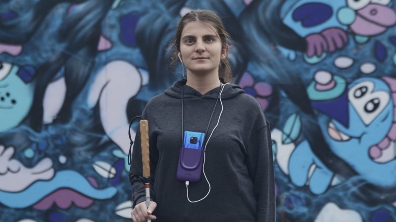 Aplikacja Huawei Facing Emotions  pomaga osobom niewidomym „zobaczyć” emocje 1
