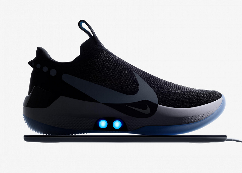 Nike zaprezentowała buty do biegania z systemem automatycznego sznurowania 2