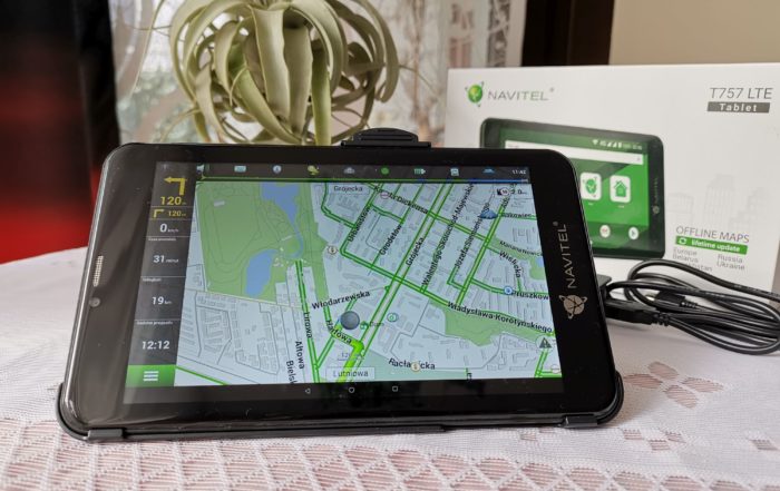 Navitel T757
